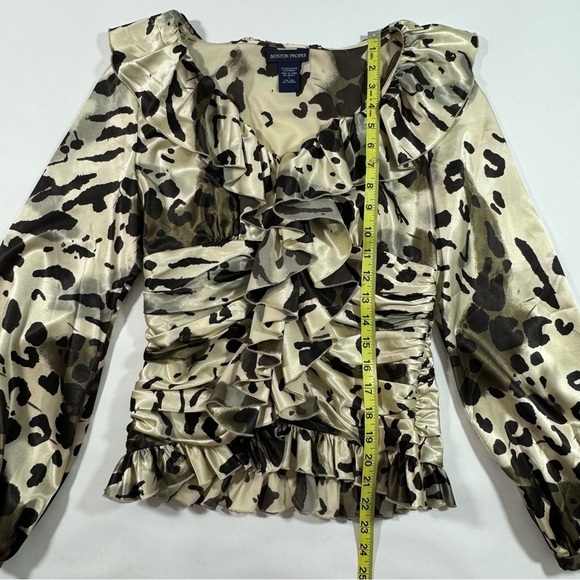 Boston Proper Leopard Print Blouse Button Front Ruffle - Picture 5 of 6